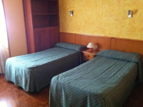 Hostal Le Vintage Ávila Esterno foto